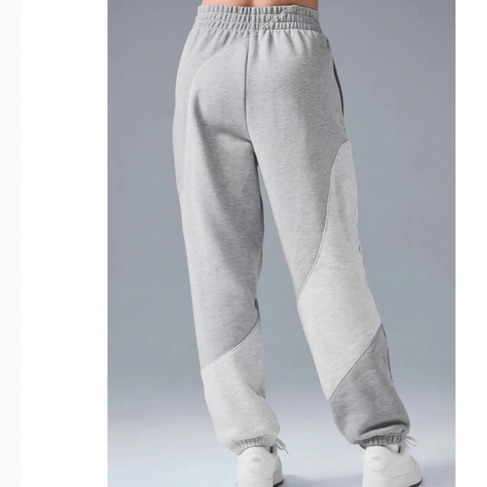 ALO Unisex Light Gray Sweatpants - Picture 2 of 12